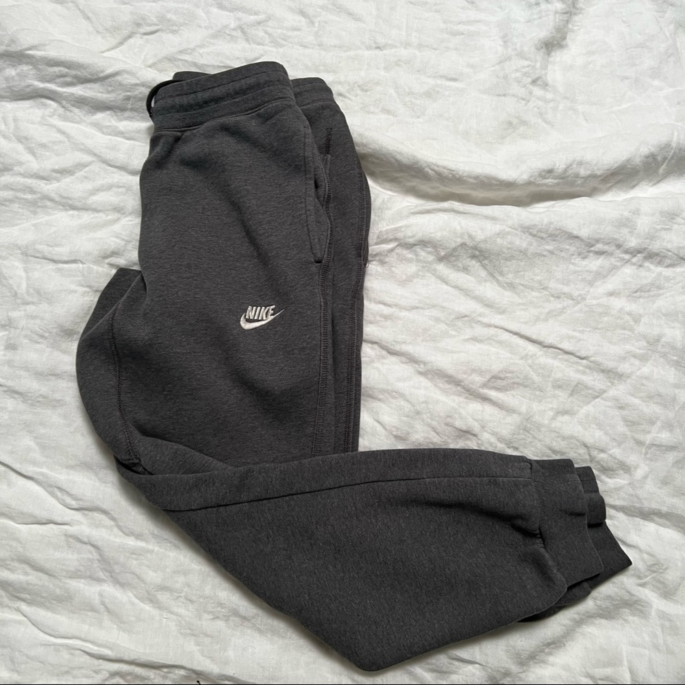 Nike joggers